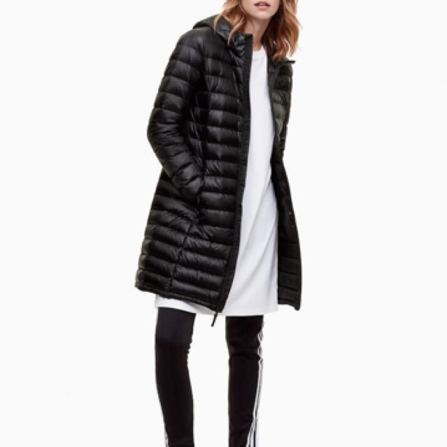 Bravura Puffer TNA Jacket Women s Fashion Clothes on Carousell