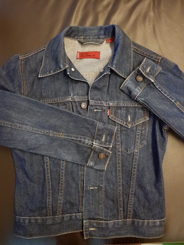 Levis Red Tab Girls Denim Jacket, Women's Fashion, Coats, Jackets and  Outerwear on Carousell