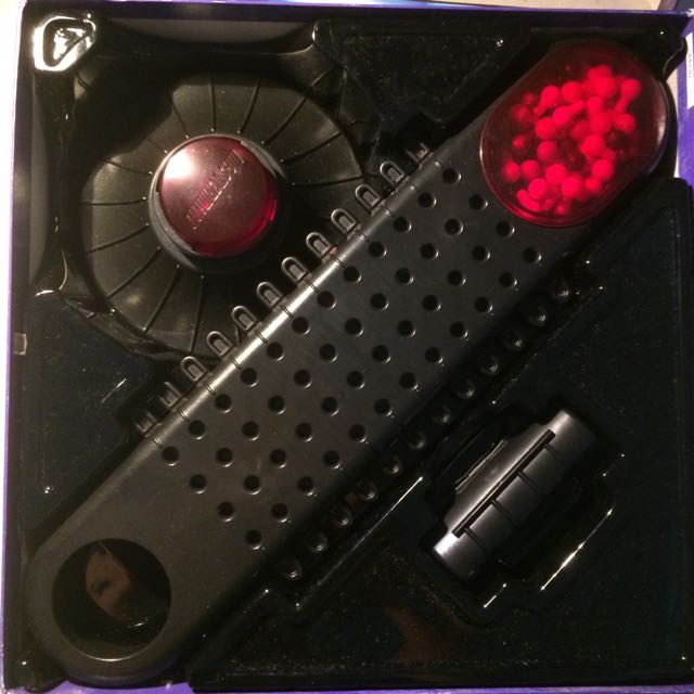 MasterMind (Category: Board Games & Puzzles) located in Singapore. Submitted by sandra_leow (Listing ID 146975598, Image 2). Description: in good condition all items intact.