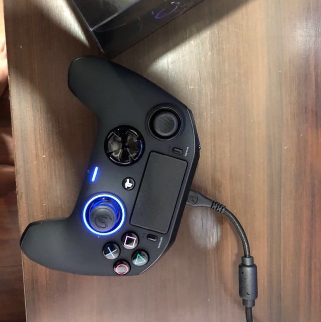 version 2 ps4 controller