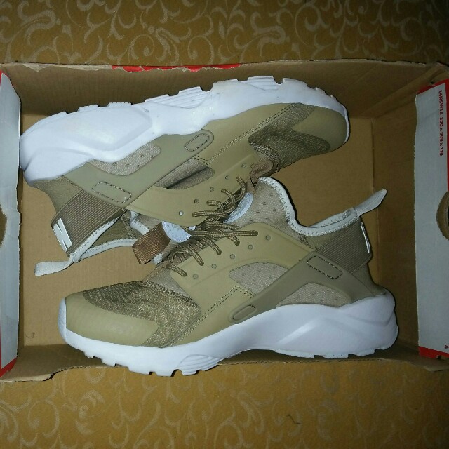 nike air huarache 5.5 mens 