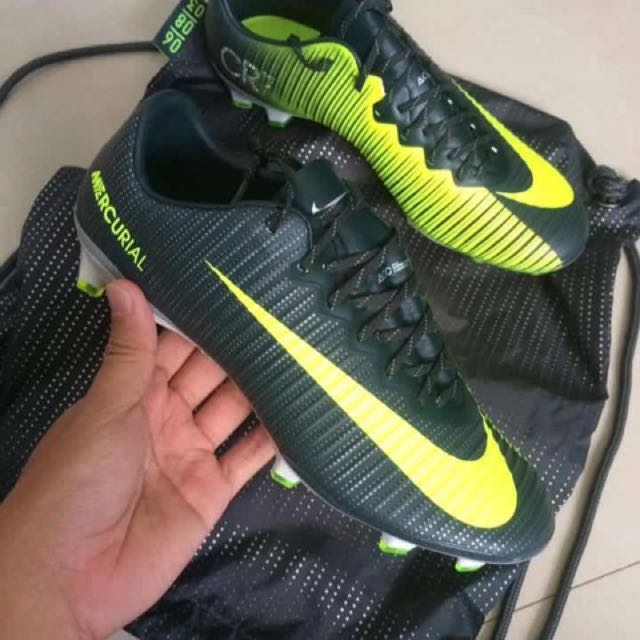 Nike Mercurial Vapor XI CR7 Chapter 3 Men s Fashion Activewear