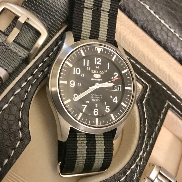 Snzg13 nato store