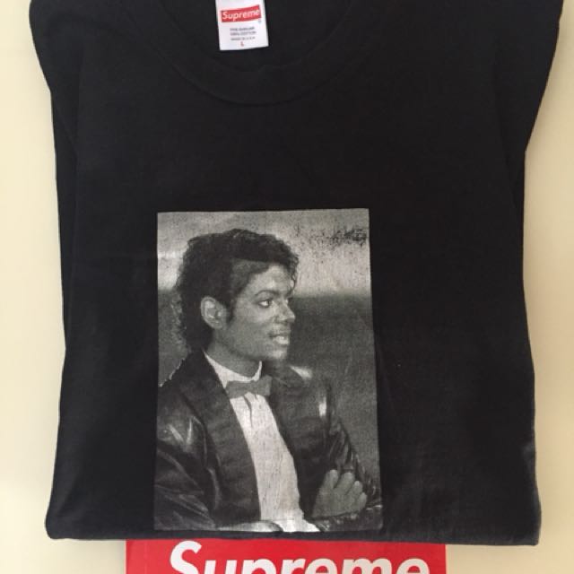 mj supreme tee