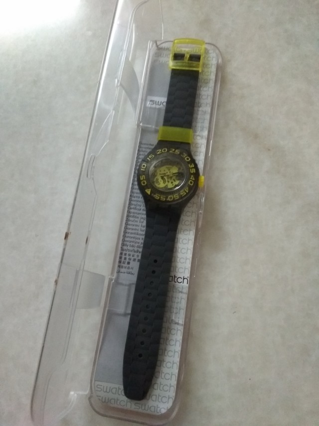 Swatch watch, Men's Fashion, Watches & Accessories, Watches on Carousell