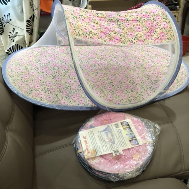 Xinshiji baby bed, Babies & Kids, Nursing & Feeding, Weaning & Toddler Feeding on Carousell