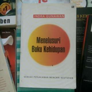 Menelusuri buku kehidupan