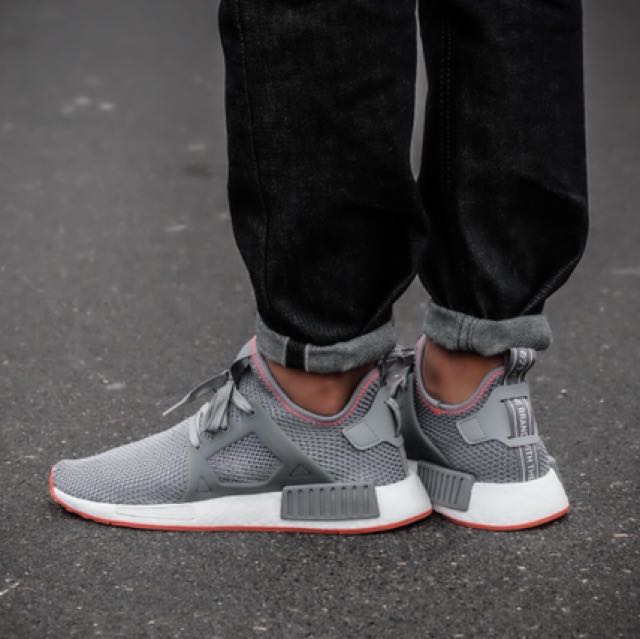 Adidas nmd xr1 grey top solar red