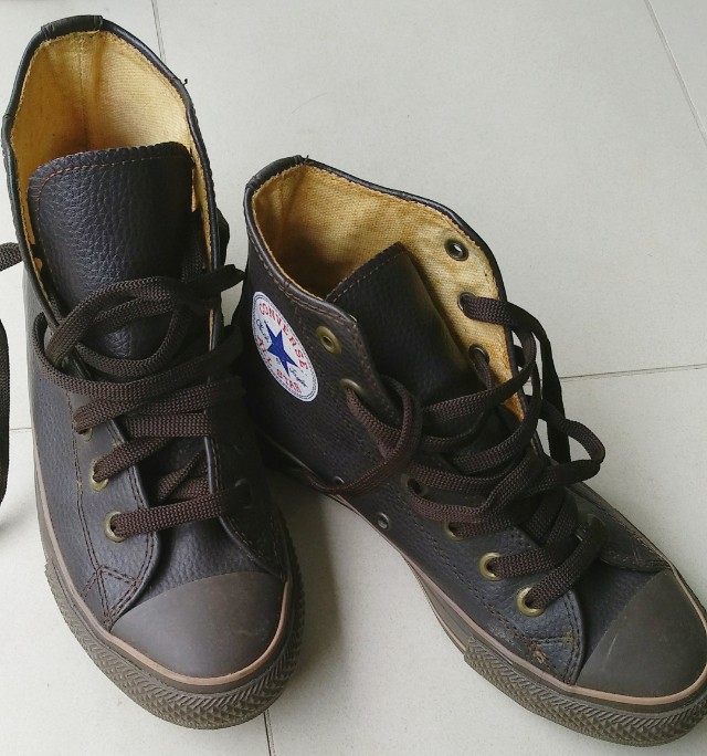 Converse M9160 dark brown ankle boots Women s Fashion Footwear Boots on Carousell