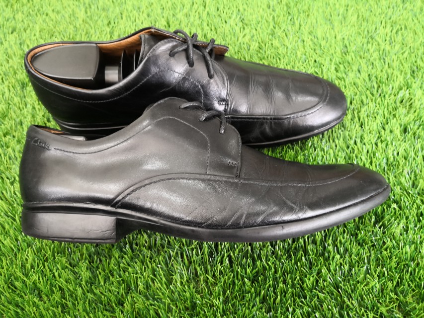 Clarks hotsell shoes xl