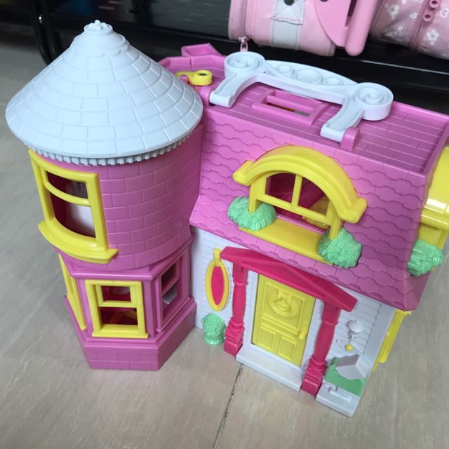 hello kitty plastic doll