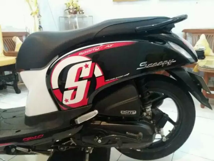Honda Scoopy Fi 2016 Hitam Kondisi Mulus Dan Surat Lengkap Motor Di Carousell Dari segi warna, motor scoopy keluaran terbaru memiliki. honda scoopy fi 2016 hitam kondisi mulus dan surat lengkap