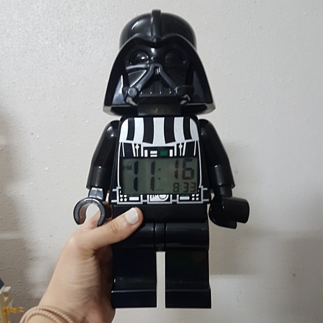 Lego Darth Vader Alarm Clock Toys Games Bricks Figurines On Carousell A unique lego star wars alarm clock (alarm clock) with a darth vader minifigure, movable arms and head, this should not be missing from a real lego star wars fan in any room! lego darth vader alarm clock