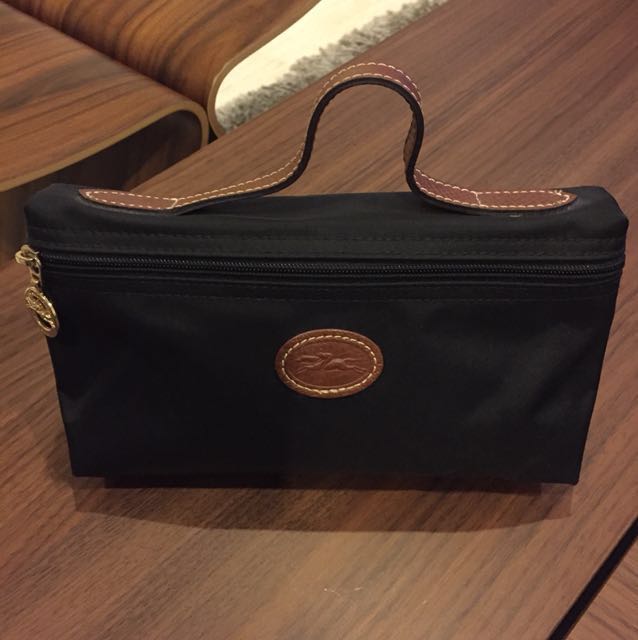longchamp pouch