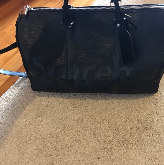 supreme lv bag replica
