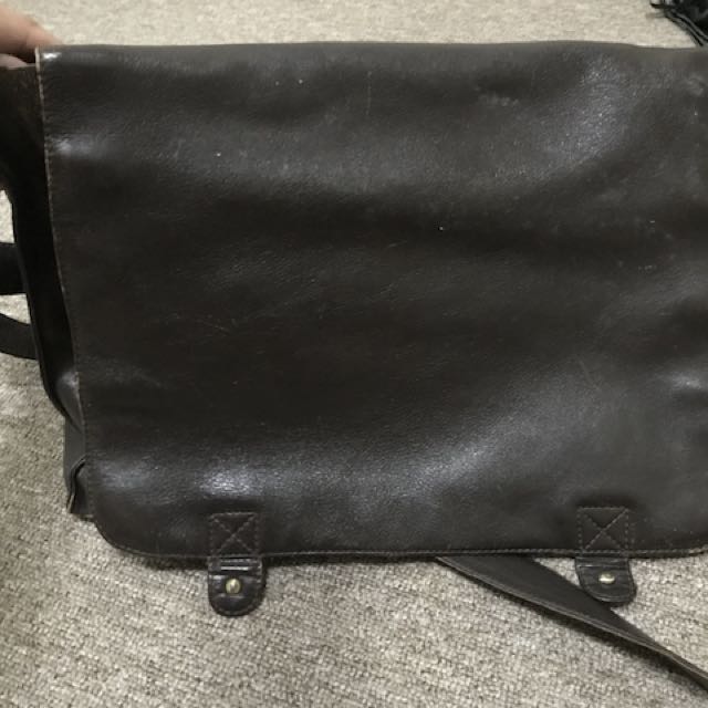 Manzoni hotsell leather satchel