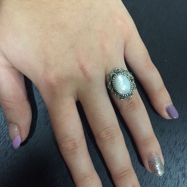 Ring (Category: Accessories) located in Singapore. Submitted by preciousentiment (Listing ID 147139598, Image 3). Description: .