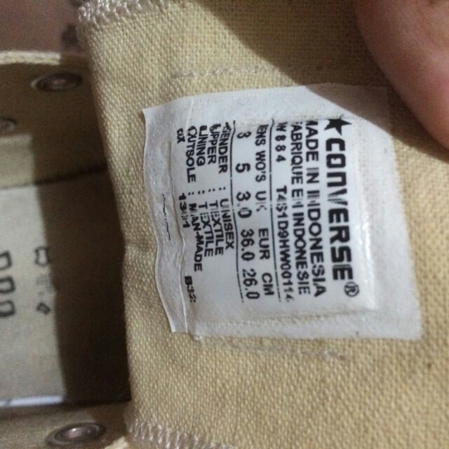 Free Ongkir Sepatu Converse Putih Original 100 Everything Else Others On Carousell