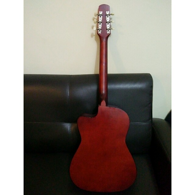 TOMs AG39C Guitar, Hobbies & Toys, Music & Media, Musical Instruments