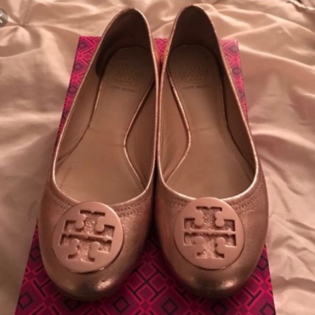 tory burch rose gold flats