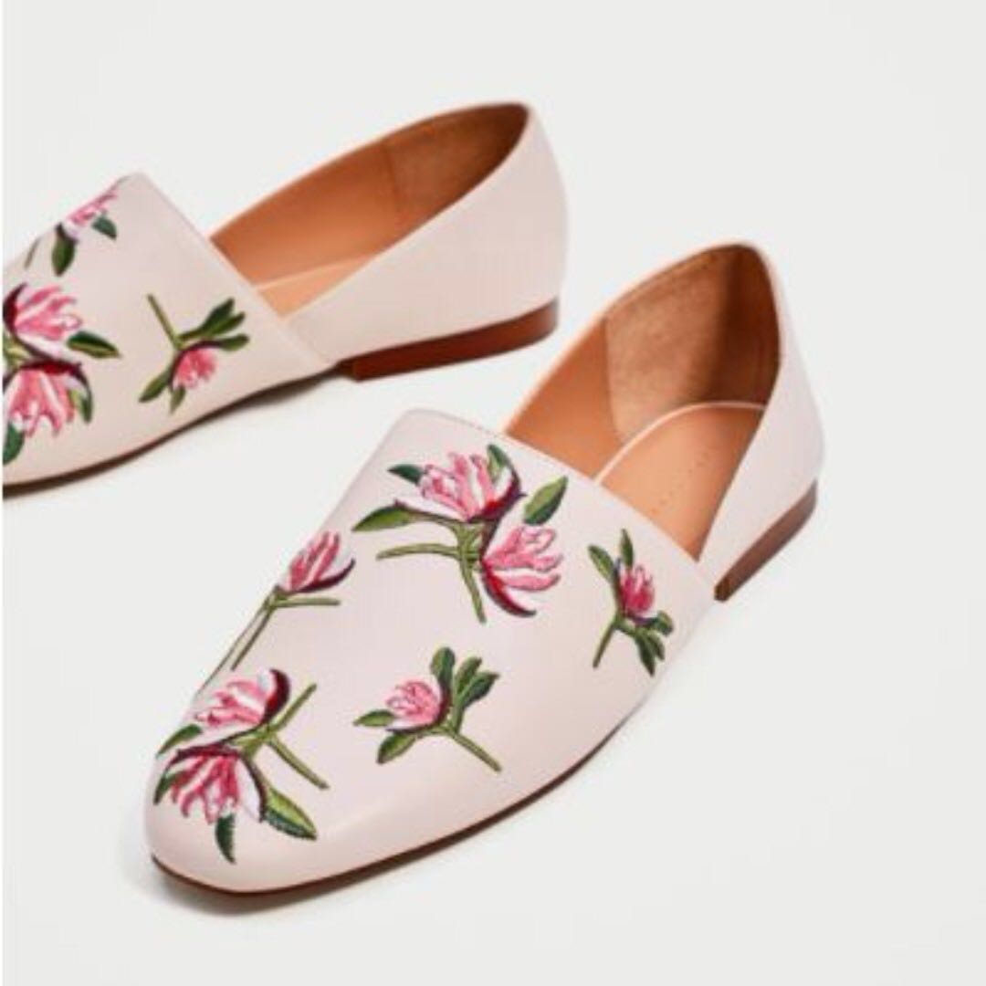 Zara Flat Floral Embroidered Shoes Ecru EUR 35 Women s Fashion Footwear Flats on Carousell