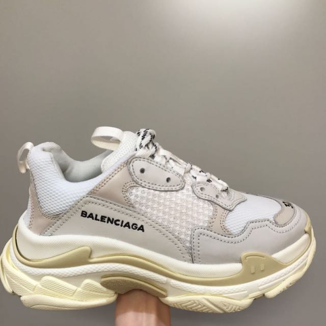 Balenciaga Men s White Triple S Sneakers Lyst