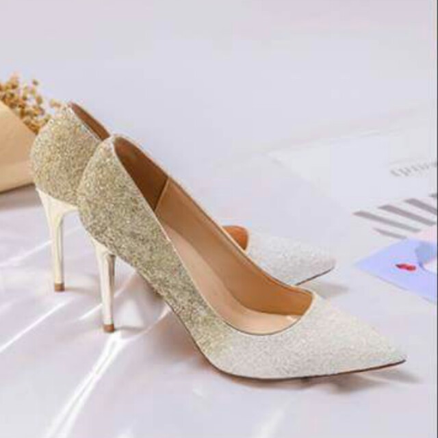 BN Ombre Glitter Heels Women s Fashion Footwear Heels on Carousell