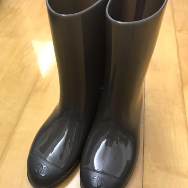 chanel rain boots 2018