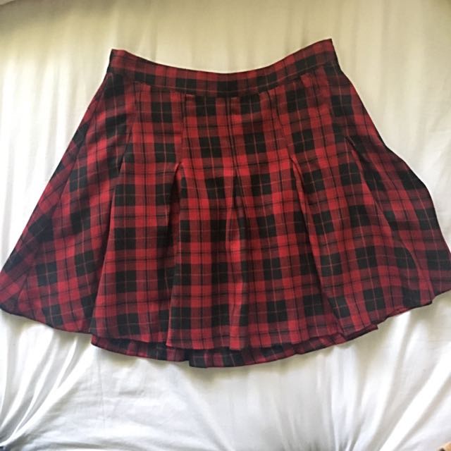 H&m black tennis skirt sales