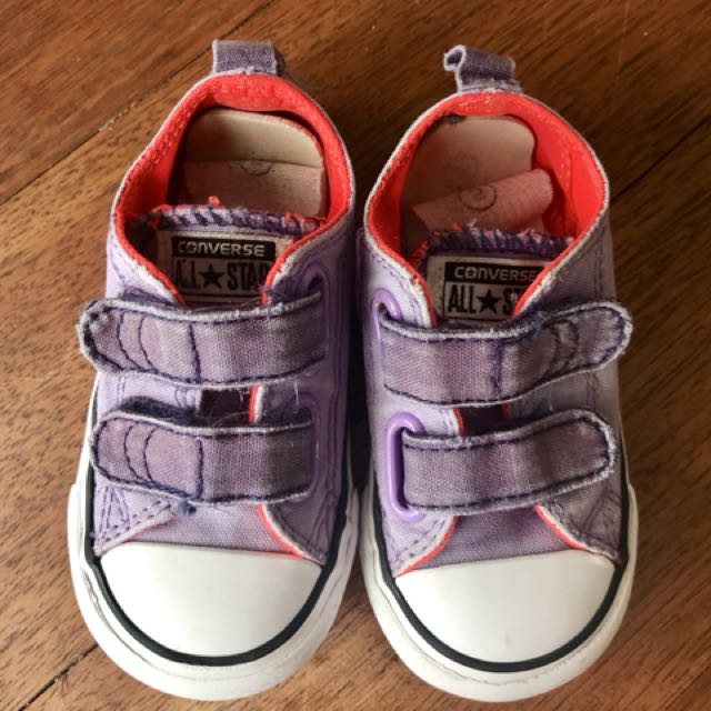 size 5 purple converse