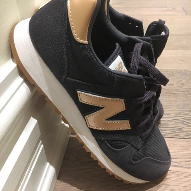 navy and rose gold new balance