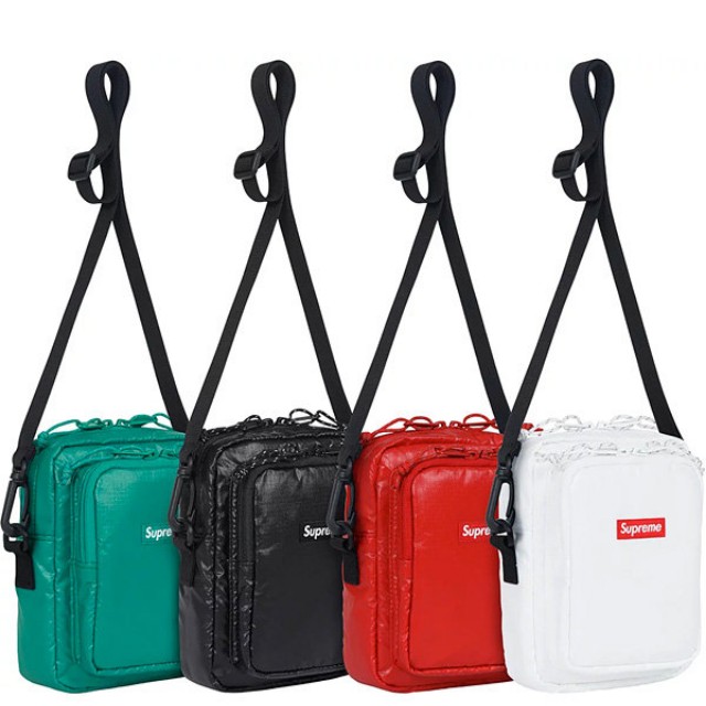 Supreme 17fw shoulder bag White Men s Fashion Bags Sling Bags on Carousell