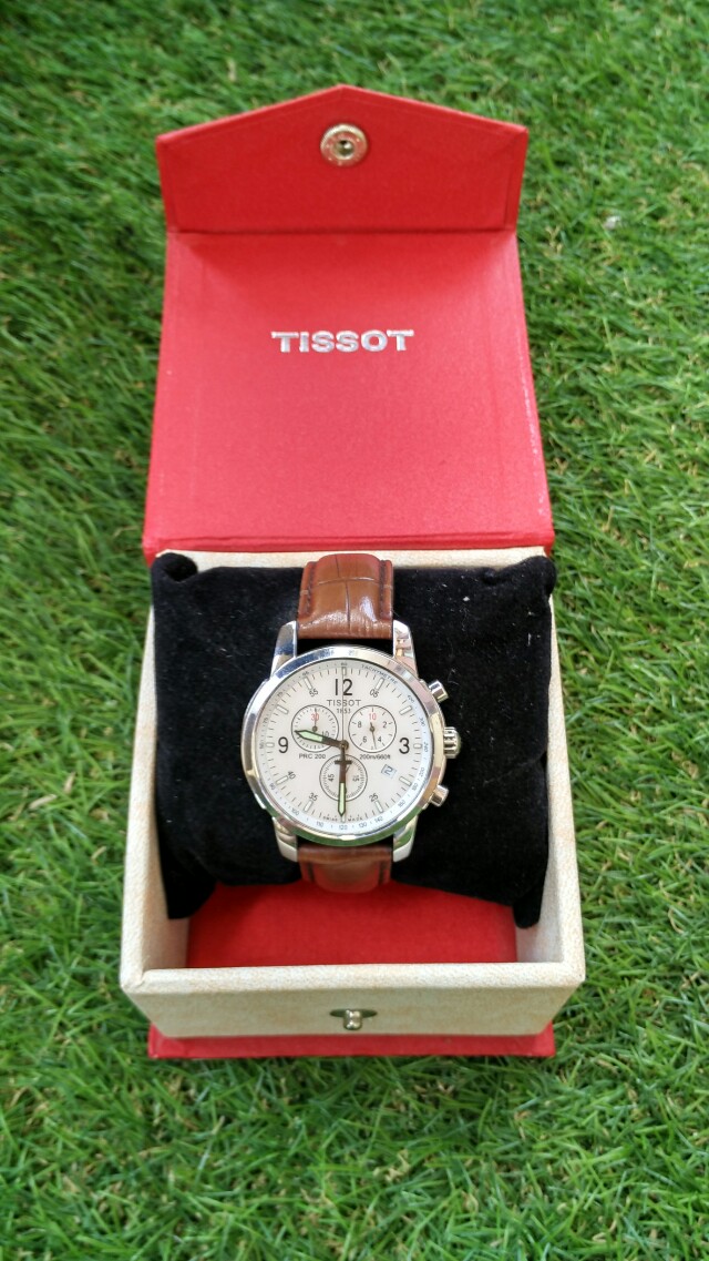 Harga jam tissot on sale 1853 sapphire crystal