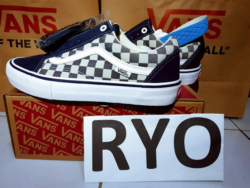 Vans Old Skool Pro Checkerboard oldskool not slip on og era sk8 thrasher anaheim Olshop Fashion Olshop Pria di Carousell