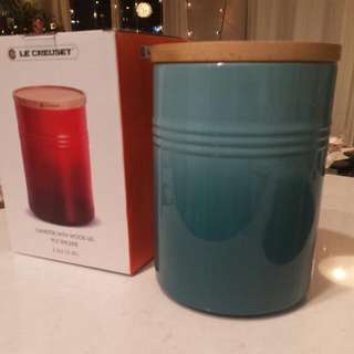 Le Creuset 2.3L Canister With Wood Lid Pot