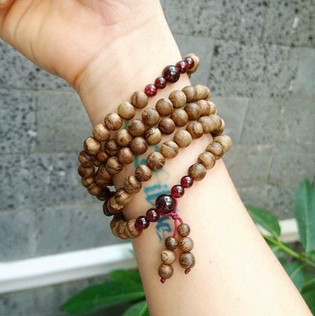 Garnet discount stone mala