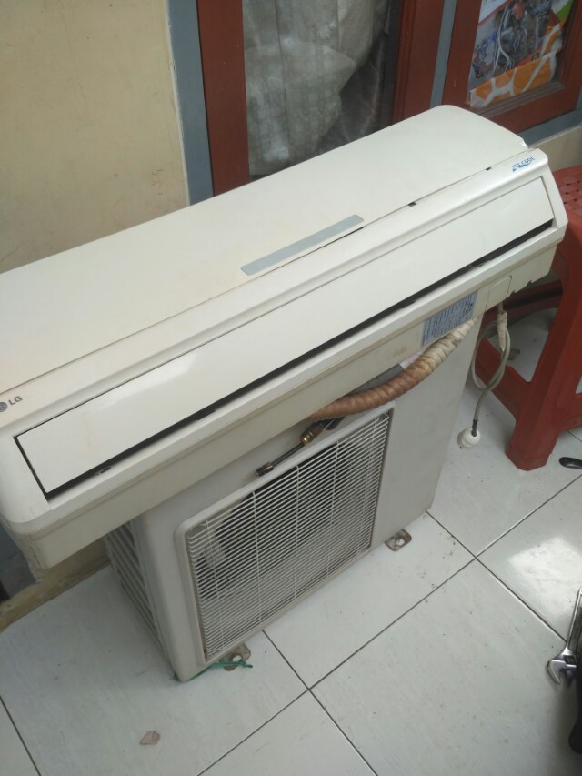 Ac 1 2 Pk Lg Jet Cool Sudah Termasuk Pasang Elektronik Lainnya Di Carousell Ac 1 2 Pk Lg Jet Cool Sudah Termasuk Pasang Elektronik Lainnya Di Carousell