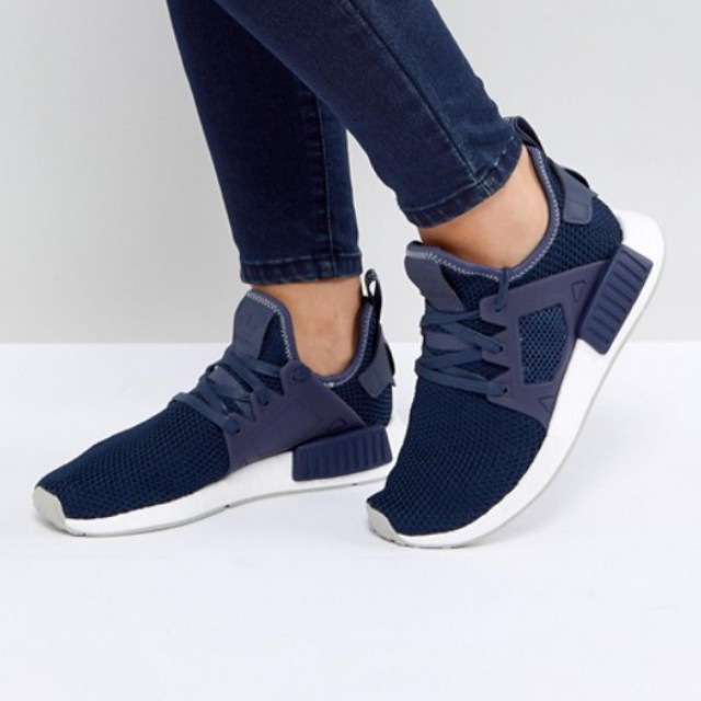 navy blue nmd womens