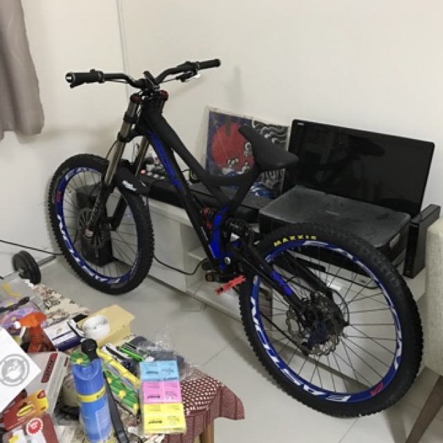Airborne taka downhill bike online
