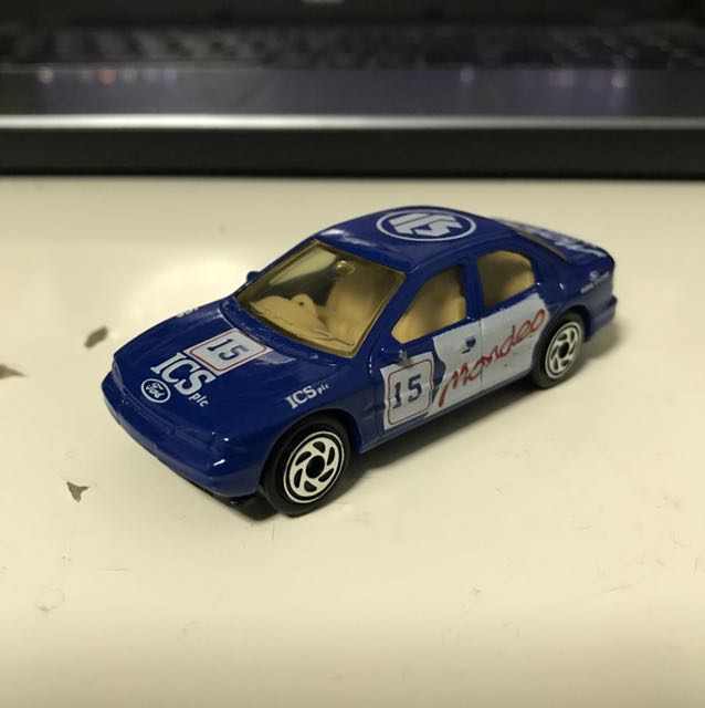 matchbox ford mondeo