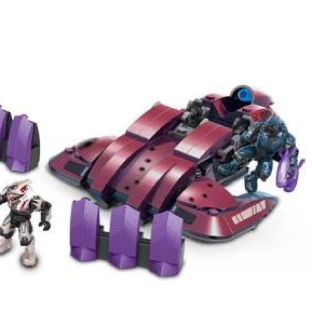 train railroad crossing toy