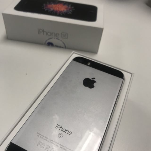 Iphone Se 32 Gb Space Grey Mobile Phones Gadgets Mobile Phones Iphone Iphone 12 Series On Carousell