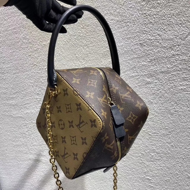 Louis Vuitton Cube Handbag 342098