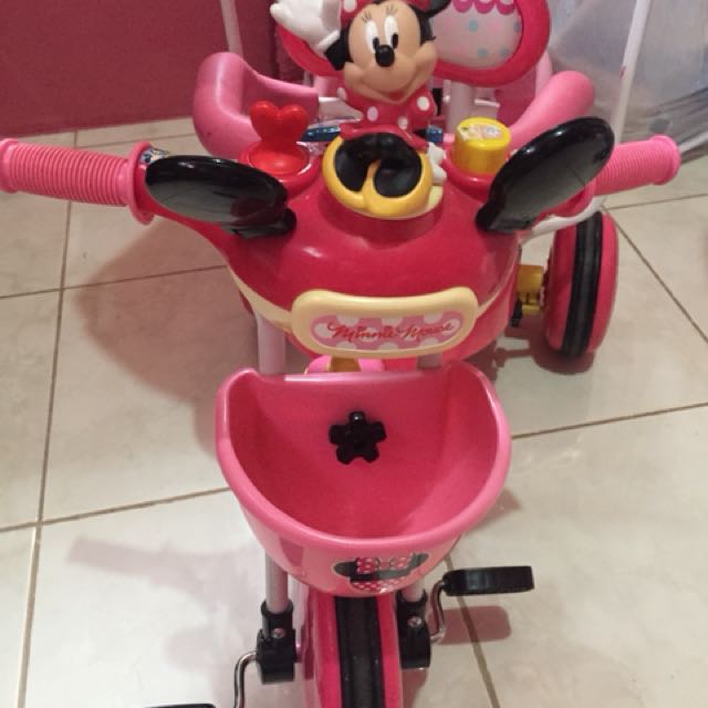 red minnie mouse bike