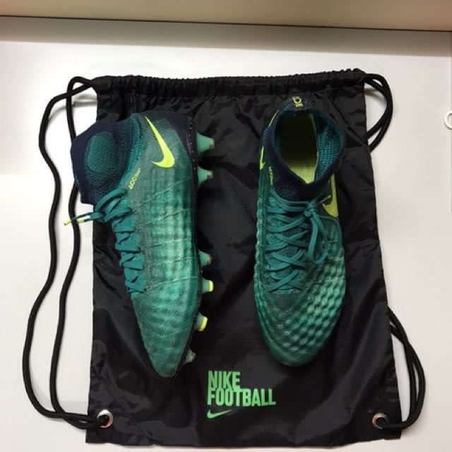 size 5 magista obra