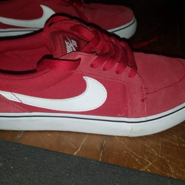 size 4 nike sb