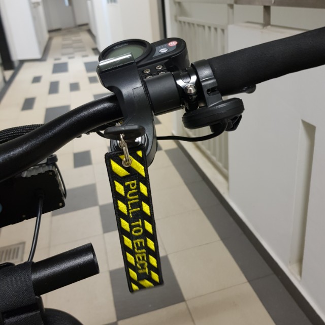 Pull To Eject Key Tag (Category: Other PMDs & Parts) located in Singapore. Submitted by itemforsale (Listing ID 147315519, Image 2). Description: Nothing much to descibe, a cool key tag. Limited stocks, get yours before it runs out! 1 for $3 Length: 13cm Width: 3cm Tags: Dualtron Ultra Limited Ltd Exs 2S Speedway Inokim Passion Keychain Key Chain Key Tag Key Keys.