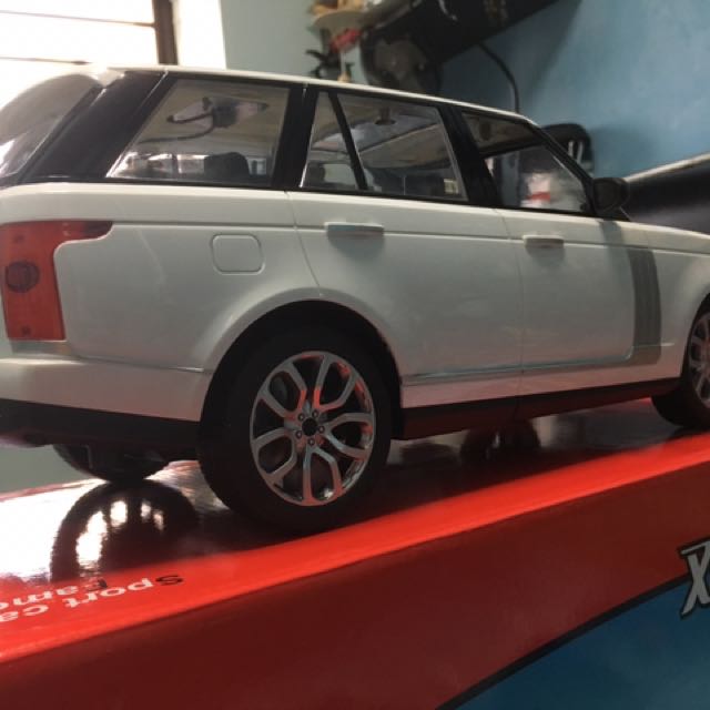 RC Range Rover clone, Hobbies & Toys, Toys & Games on Carousell