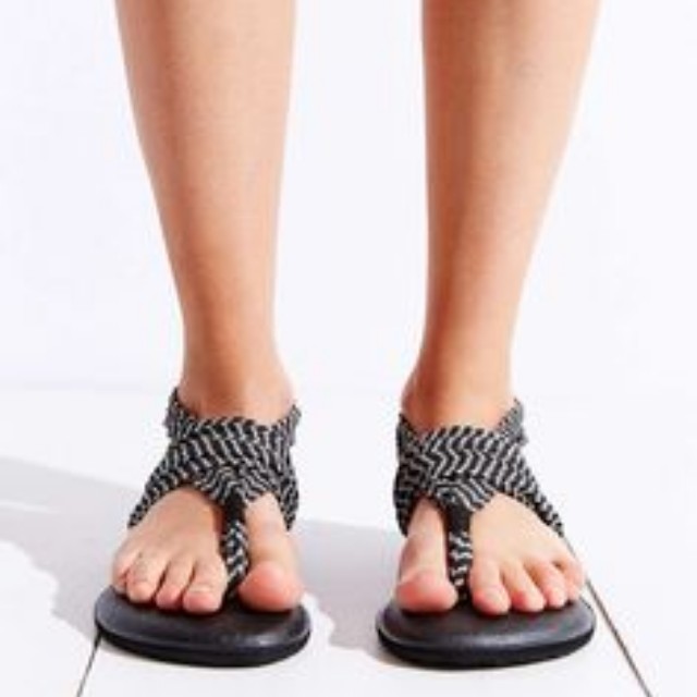 yoga sling flip flops
