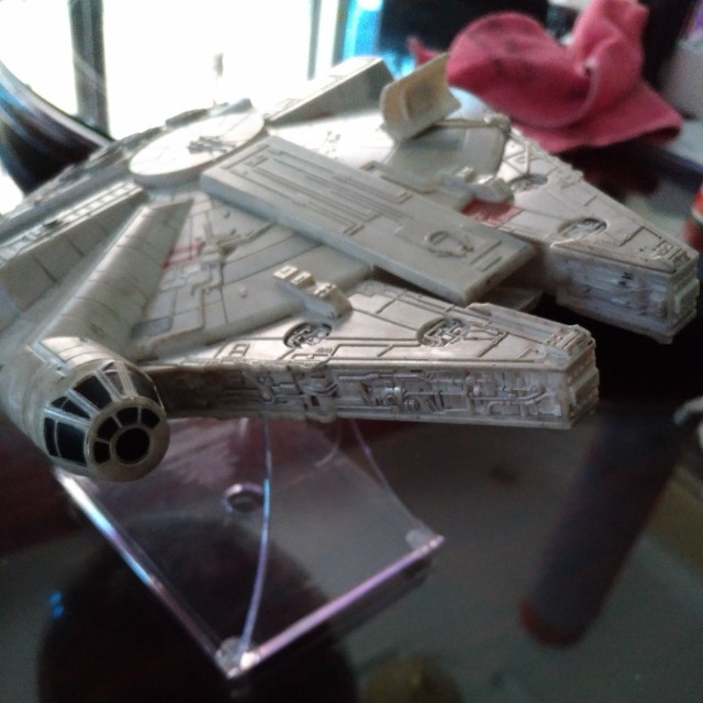 millenium falcon speaker